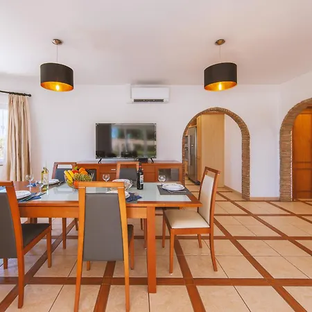 Дом отдыха Haven By Algarve Vacation *